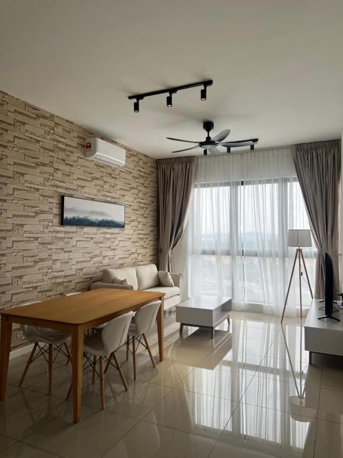 Mucihome Clio 3R2B, Putrajaya Condo Near To Ioi City Mall, Alamanda, Hospital Serdang, Wetland Studio Kru Dll- Non Smoking Home For Malaysian Only ภายนอก รูปภาพ