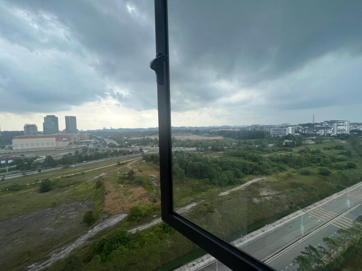 Mucihome Clio 3R2B, Putrajaya Condo Near To Ioi City Mall, Alamanda, Hospital Serdang, Wetland Studio Kru Dll- Non Smoking Home For Malaysian Only ภายนอก รูปภาพ